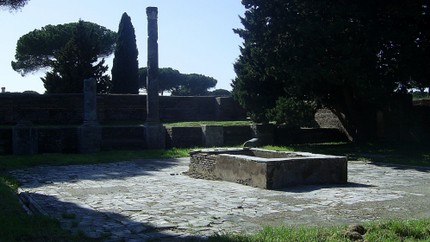 Ostia antica macellum